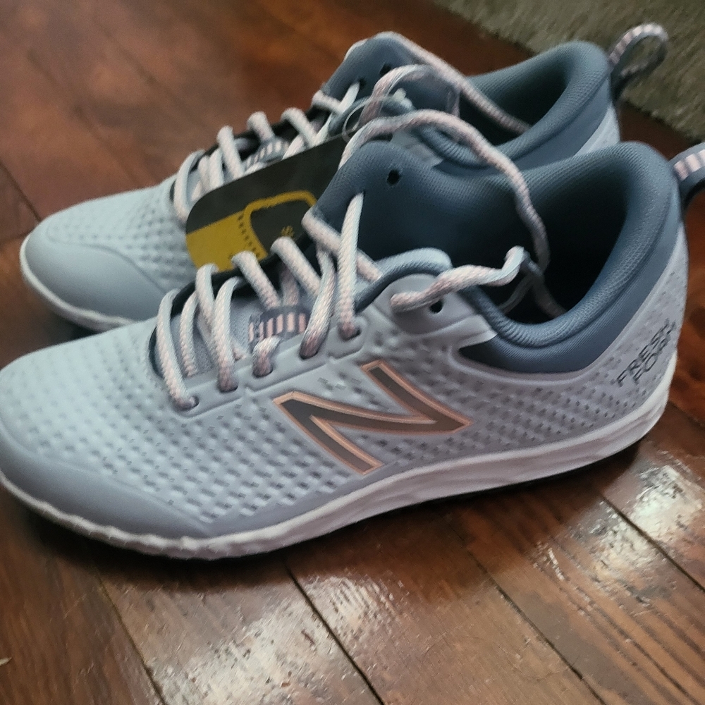 BRAND NEW New Balance Shoes